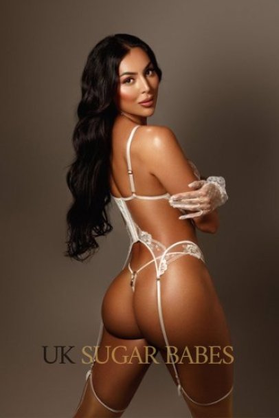 english escorts London busty elite VIP MIA