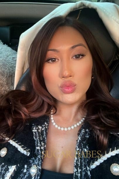 english escorts london petite big tits elite girl AUTUMN